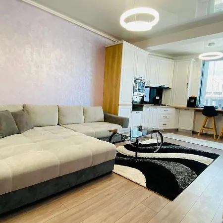 Gooapartments One Mamaia Nord Apartmán *